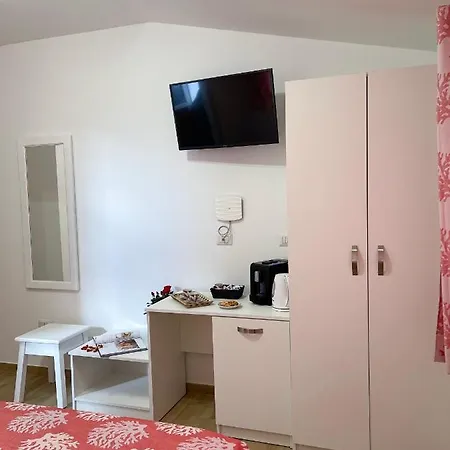 Mariposa فندق مبيت وإفطار دورغالي